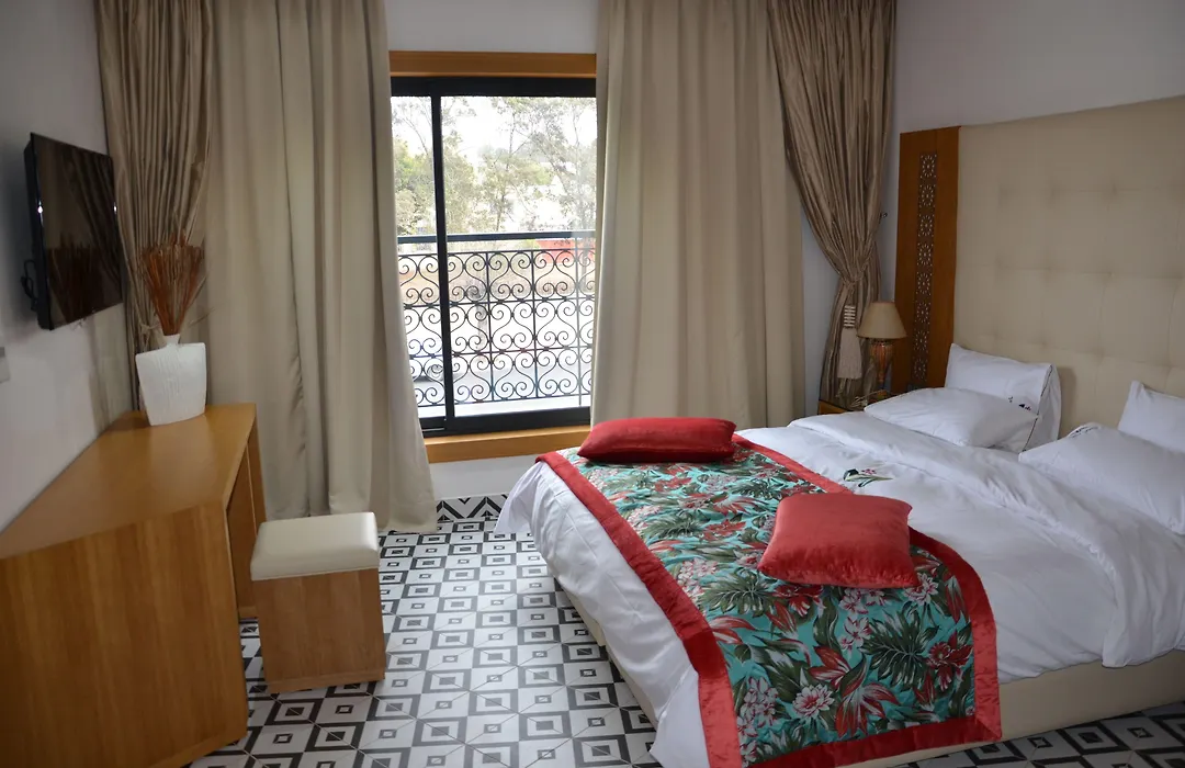 Aralia Boutique Hôtel-1